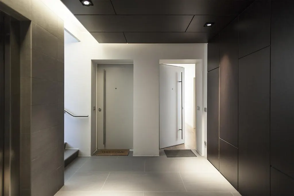 Hemeras Boutique Homes - Design Flats Near The City Center Milano Lägenhet