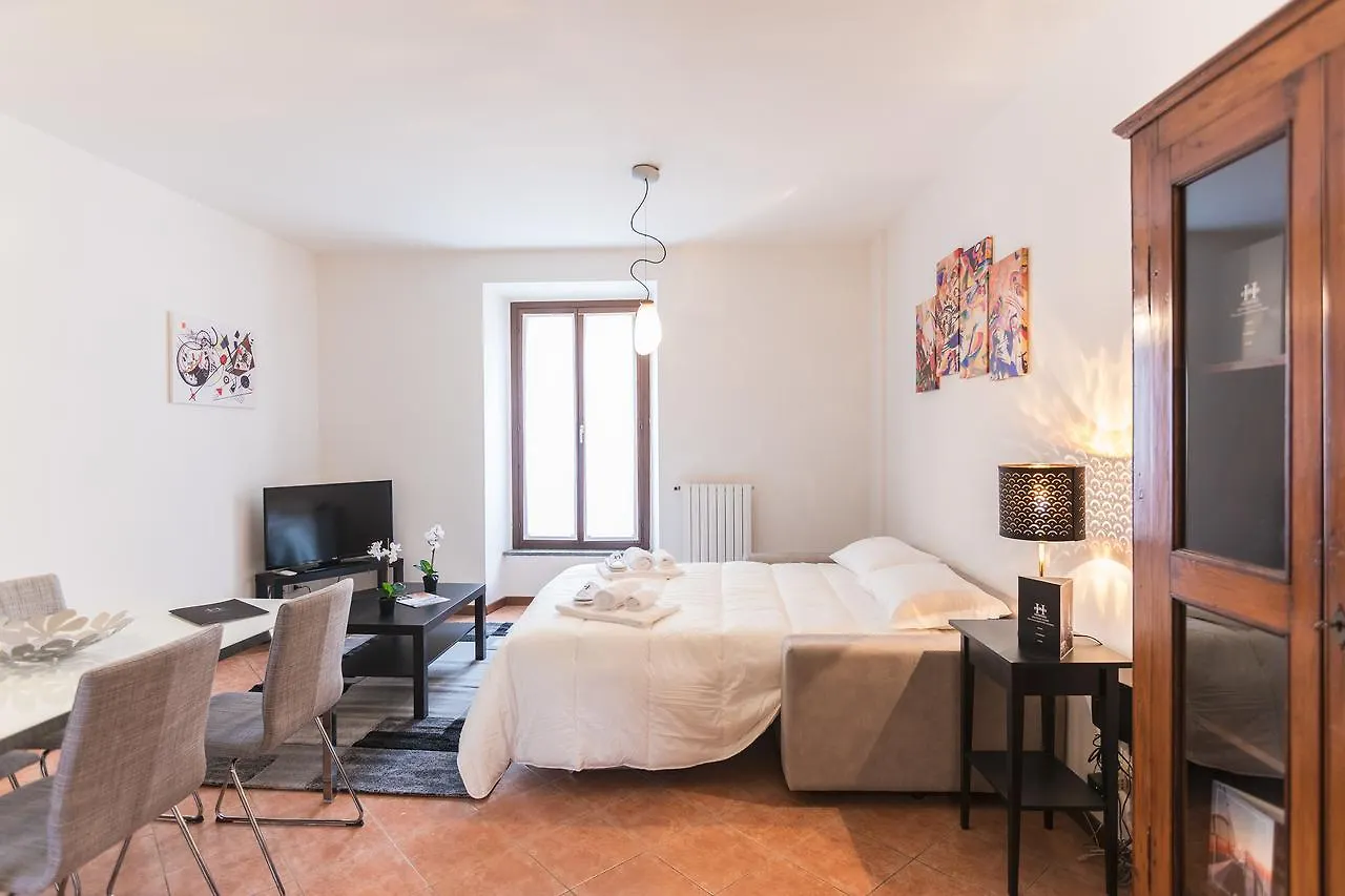 Hemeras Boutique Homes - Design Flats Near The City Center Milano 0*,